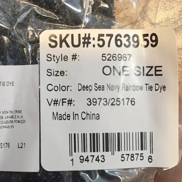 Land's End Deep sea Navy rainbow tie dye 3 pair fuzzy socks - Picture 3 of 6